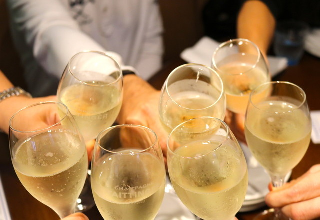 oyster ocean area - スパークリングで乾杯