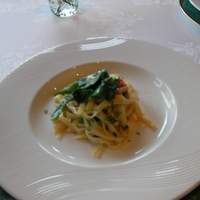 ラ・ルーナ ピエーナ - 手打ちパスタ、アサリと九条葱のソース