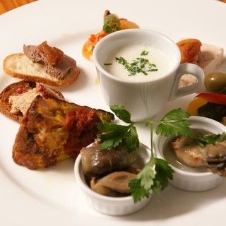 テンアンドハーフカフェ_2