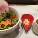 ハンバーグ＆ステーキ 听 梅小路店 - セットのサラダ