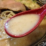 ひげ坊主 - H.27.11.27.昼 スープリフト(黒豚とんこつらぁめん)