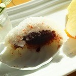 遊の丘 - 十割そば＋箸休め付（コーヒー、プチデザート付）￥1250のデザートのキビ餡？（H27.11.27撮影）
