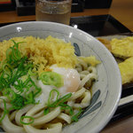 香の川製麺 - とろ玉うどん（＠380円）など