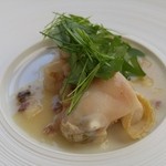 蛤のワイン蒸し 豚のホホ肉のグアンチャーレ エシャロット
          
          