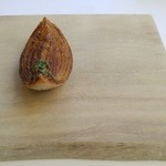 ナクレ - 玉葱 ポルチーニの粉末をかけて