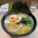 とんこつ工房辰味 - ラーメン大盛り＋のりたまセットトッピング2015.11.27