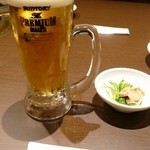 ワンカルビ - 室内は個室風の席です。
      なぜか飲み放題にしませんでした。