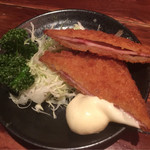 三田製麺所 神田店 - 昔ながらのハムカツ 93円
