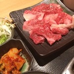 焼肉すき焼き 純 - 肉増しは
            ワーカー特典 
            差額0