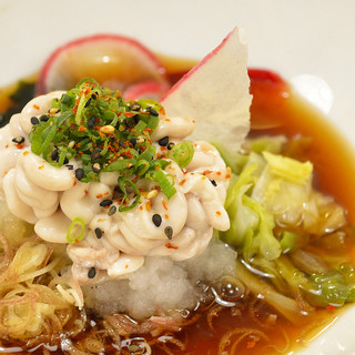 季節の恵みをふんだんに使用したコースで特別なひと時を