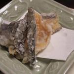 比良山荘 - 岩魚の骨せんべい