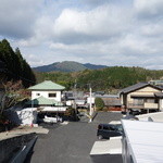 柳家 - 駐車場からの風景