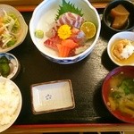 Kaizokutei - 刺身定食