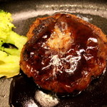 Okonomiyaki To Teppanyaki Waga-Ya - ハンバーグ