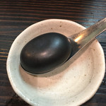 和利道 - スープ割りの前に入れる焼き石