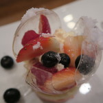 モンプチコションローズ - 27年11月　デザート　飴細工3種ベリー、苺、ギムーブ