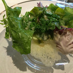 ウシマル - サラダも