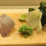 日高産のマツカワガレイと肝、つま盛り合わせ