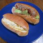 エッグサンド￥１５０、塩タレ唐揚げサンド￥２００