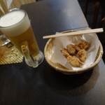 とりあん - 砂ずり260円、生ビール500円：2015年11月