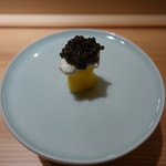 寿しの吉乃 - 2015.11 インカの目覚め、クリームチーズ、キャビア