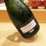 三谷 - シャンパーニュはLaunois Pere-Fils