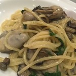 Kaderu Viare - ぷっくり！プリプリの牡蠣スパゲティーニ      Spaghettini alle ostriche 