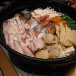 刺身と寿司 魚や一丁 - 北の魚介とキンキの鍋
