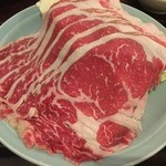 New Chibori - 牛しゃぶしゃぶ！お肉で野菜が見えませんが野菜もたっぷりです