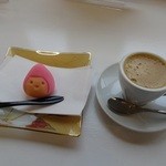カフェ デ オラ - ねりきり250円とエスプレッソ200円