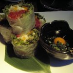 円らく 所沢荘 - 牛肉ユッケの生春巻き