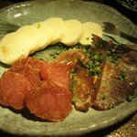 円らく 所沢荘 - 追加で山芋、鮪ほほ肉醤油漬け、群馬産もち豚ヒレ肉の昆布〆