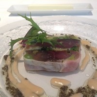 アーティショー - 前菜　赤葱と鯖のテリーヌ