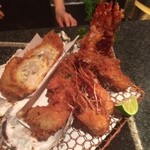 とんかつ マンジェ - 絶品!!海の幸フライ盛り合わせ
      (特上カキ,天使の海老)