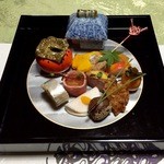 旅館大橋 - 匠の芸術的な前菜盛り合わせ