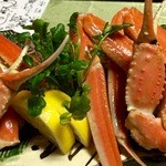 旅館大橋 - 【夕食】茹で蟹(一匹/人)・とてもきれな色をした、身の詰まりのいい松葉蟹
