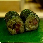 鮨駒 - ［2015/11］酒肴⑬ 鯖と燻りがっこ巻き