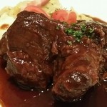 プティタプティ - 牛すね肉の塊