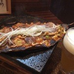 旬彩酒楽 恵や - 猪ヒレ肉の朴葉味噌焼き