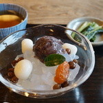 すや - あんみつ（702円）
