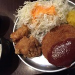 紅とん - 151007メンチカツ＆チキン唐揚げ定食750円