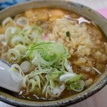 うどんのいなや - カレー田舎そば+ねぎ、たまご、たぬき
