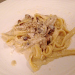 レストラン 花水 - きのこと白トュフペーストのクリーム (4000円コース)