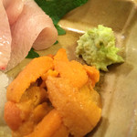 車力門 ちゃわんぶ - ミョウバンを通してないバフンウニ
      甘味が最高です。