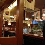 海鮮料理 吾作どん  - H.27.7.12.夜 テーブル席からカウンター席方向