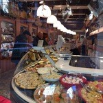 Gastronomia Il Ceppo - 1Fはデリカテッセン。