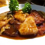 満味 - ホルモン盛り合わせのアップ