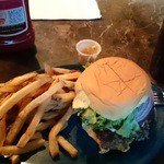 Mother Burger - シングルバーガー＋フライ＋コーラ