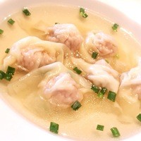 四川豆花飯荘 東京店 - ワンタン