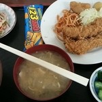 倉井ストアー - エビフライ定食